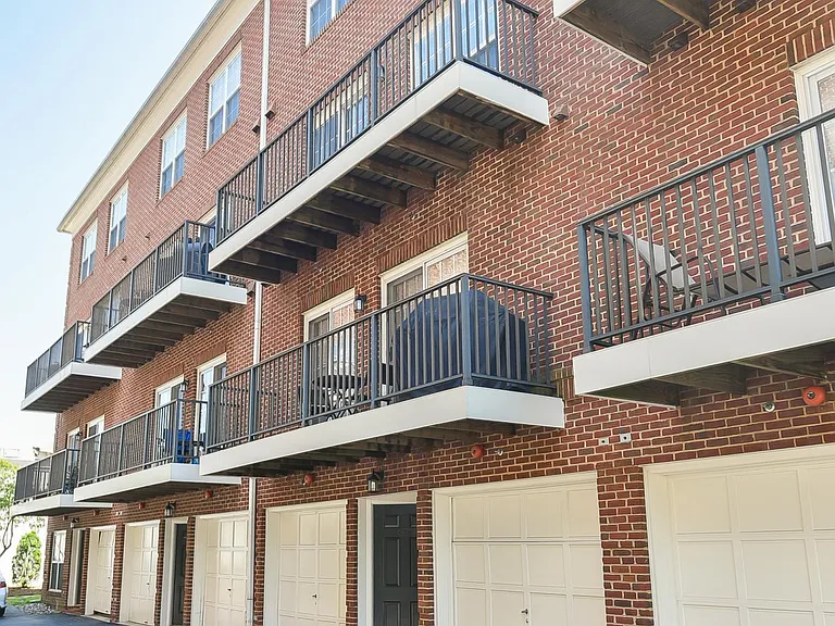 3426 Wilson Blvd — Photo 31