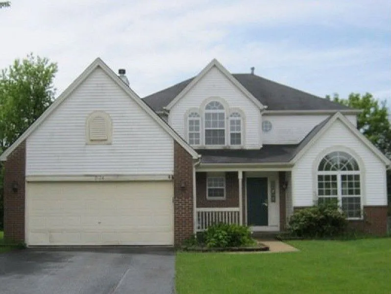 2124 Kensington Pl photo 1