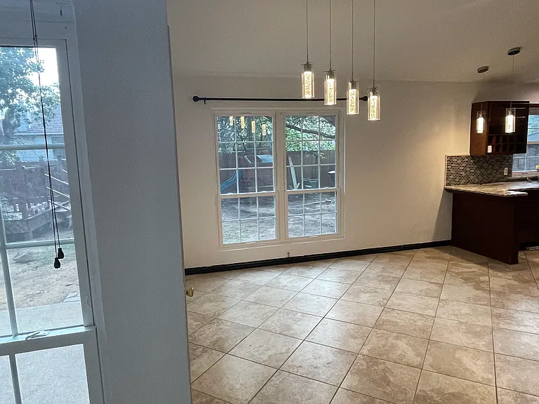 8108 Marie Ln — Photo 2