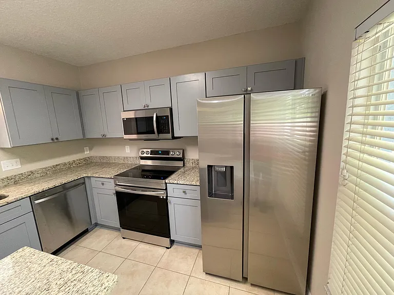 4228 Boca Woods Dr — Photo 6