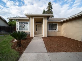 3912 E Laurel Ct, Visalia, CA 93292