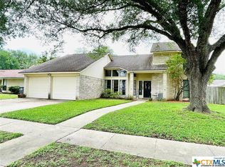 201 Brocton St, Victoria, TX 77904