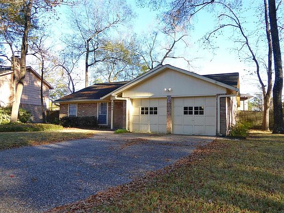 3rd image of 2902 Shady Hills Dr