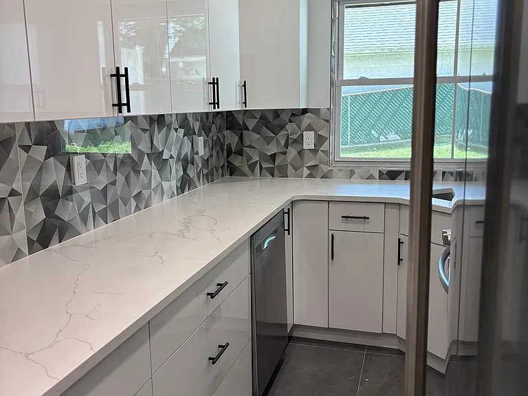 224 Edgewood Ave #1 — Photo 8