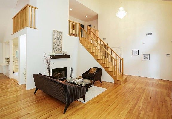 5th image of 9 Bowers Ln