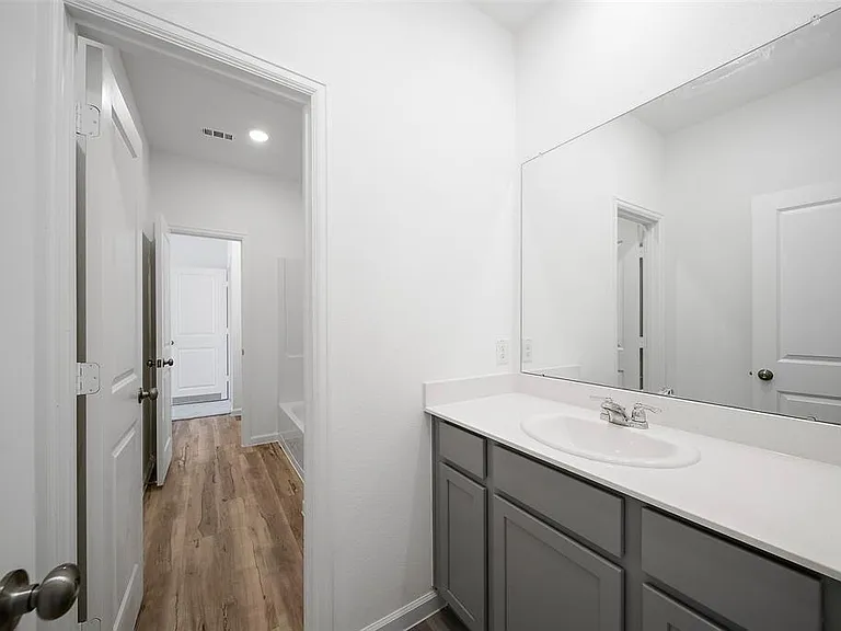 3820 Moss Hill Rd — Photo 18