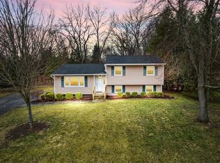 14 Elizabeth Ter, Wappingers Falls, NY 12590
