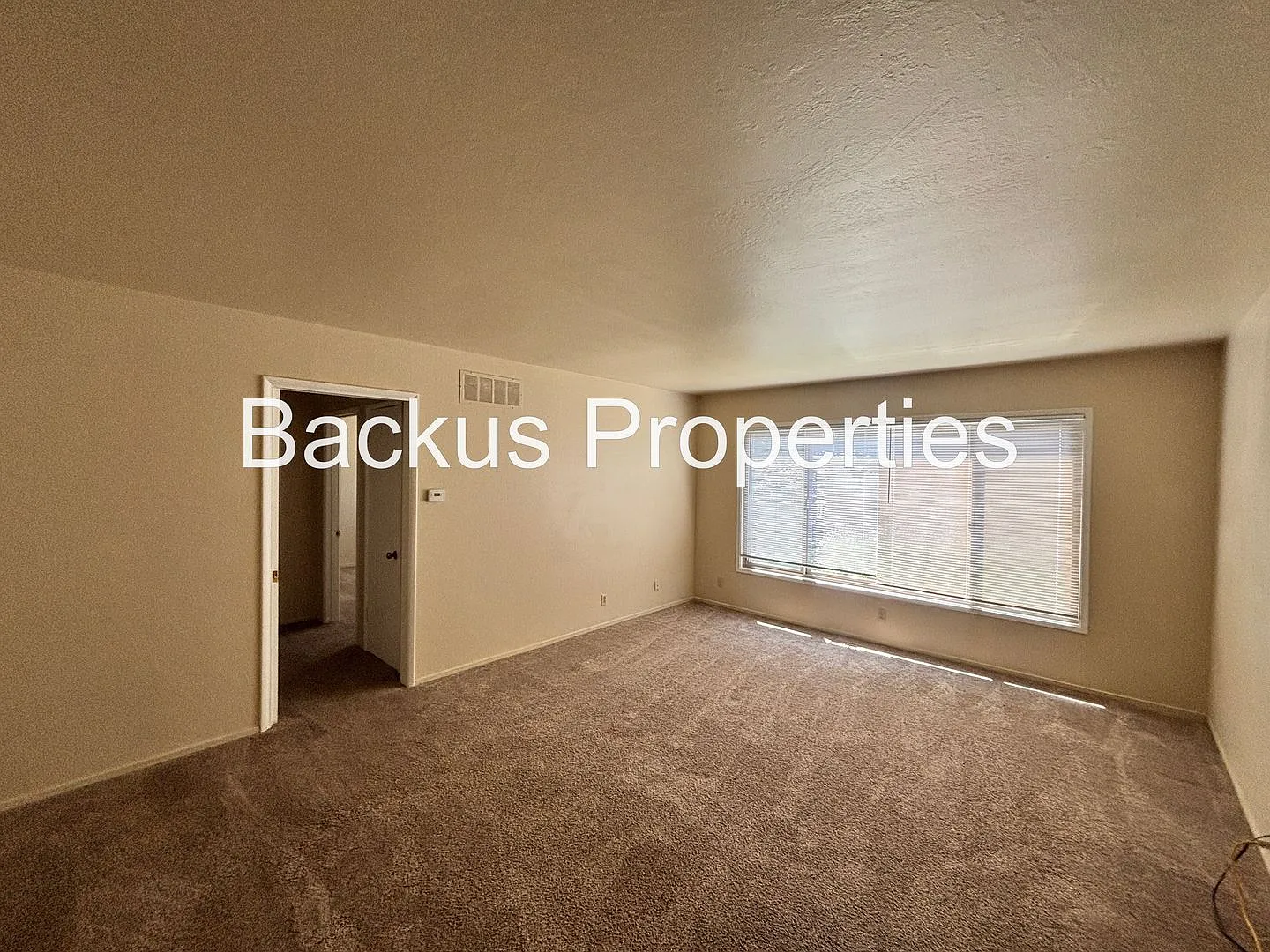 15 San Ramon Cir — Photo 4