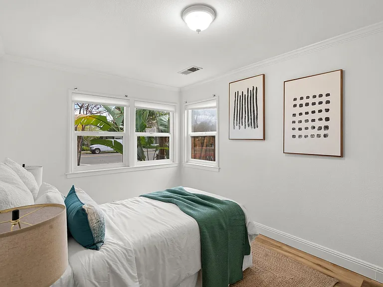 1762 Scott St — Photo 18
