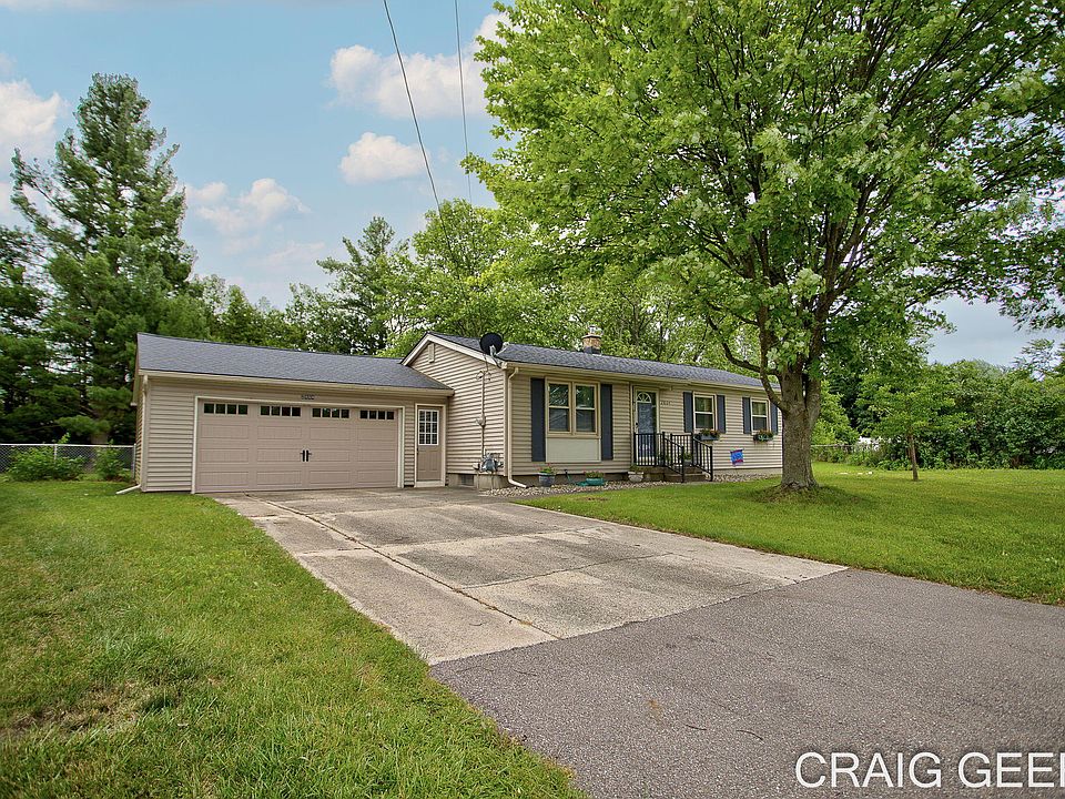 1st image of 2864 Mustang Ct NE