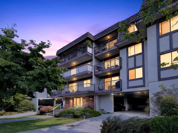 252 W 2nd St #307, North Vancouver, BC V7M 1C8