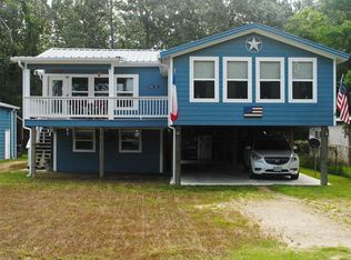 204 Lake Livingston Dr, Livingston, TX 77351
