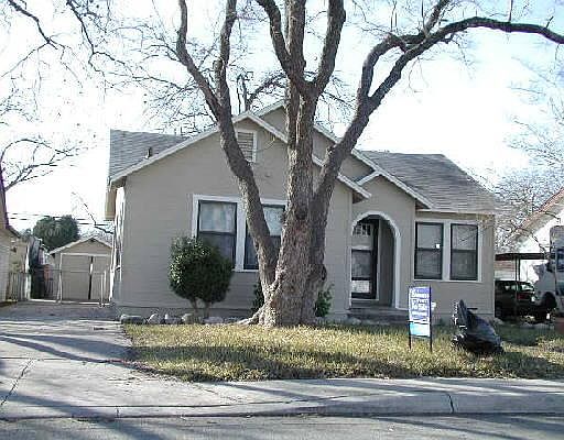 1st image of 1806 ALAMETOS ST