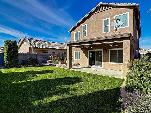 3rd image of 8745 W Shaw Butte Dr