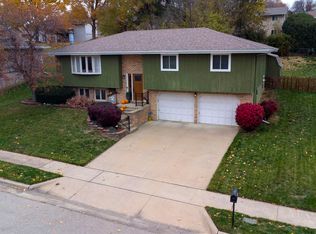 1970 Admiral St, Dubuque, IA 52002