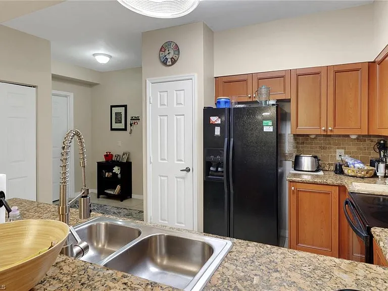 20257 Royal Villagio Ct #106 — Photo 6