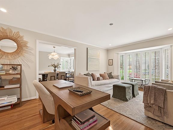 3rd image of 10122 Pine Forest Rd