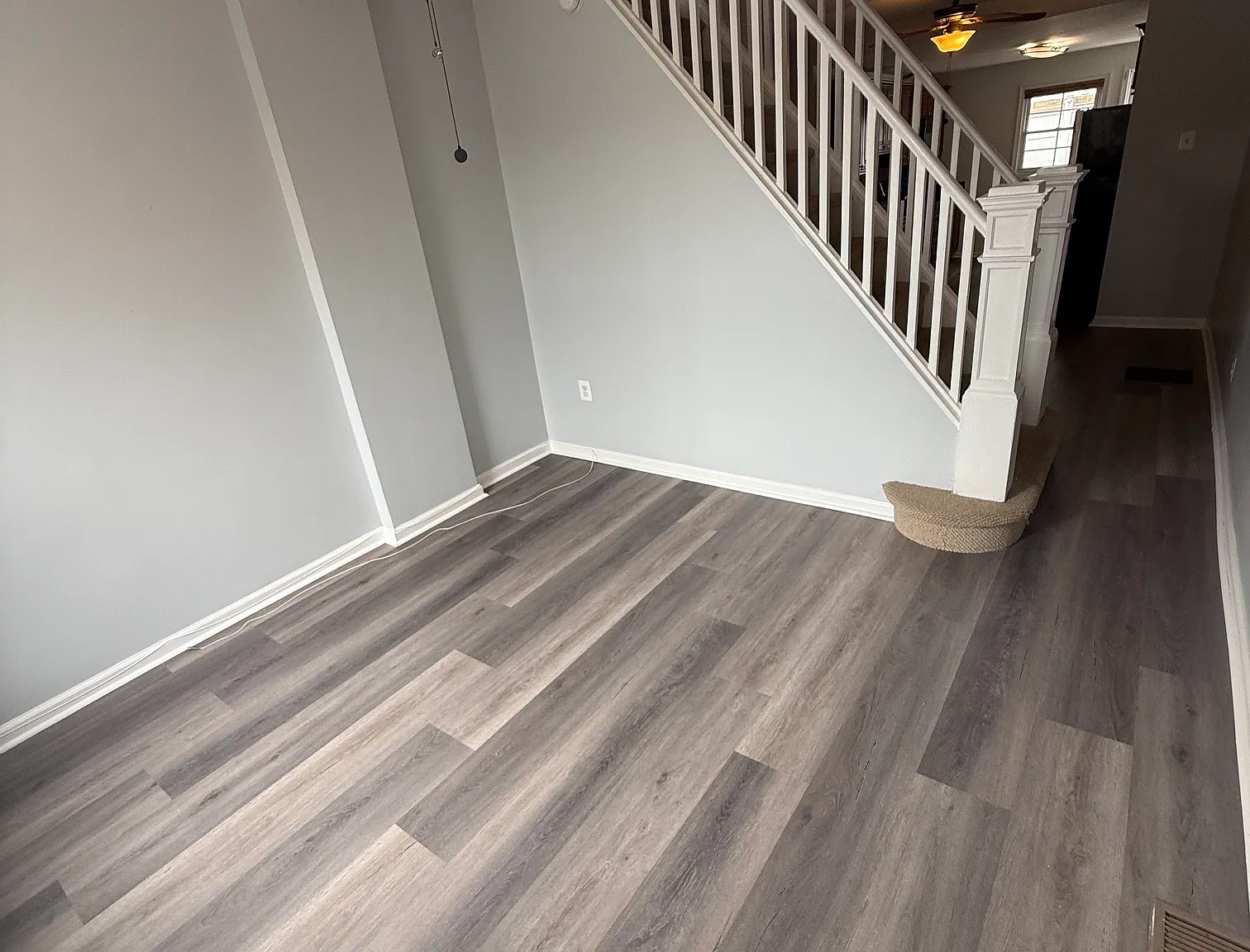 3 bed, 825 sqft, $1,800 — Photo 2