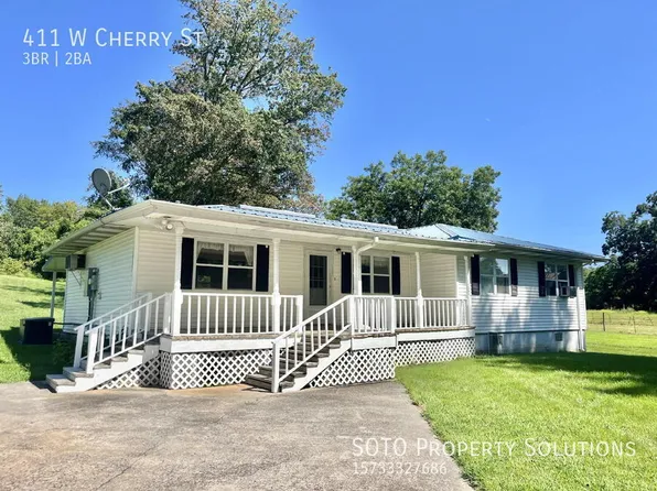 411 W Cherry St, Scott City, MO 63780