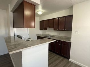 489 Calcaterra Cir APT C, Las Vegas, NV 89119