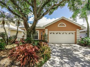 231 Canterbury Dr W, Palm Beach Gardens, FL 33418