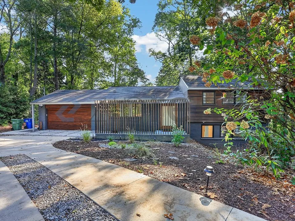 4351 Peachtree Dunwoody Rd NE