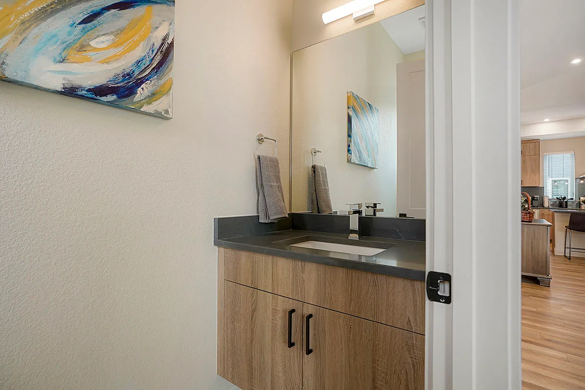 3 bed, 1790 sqft, $3,650 — Photo 2