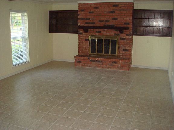 2nd image of 16809 Brushfield Dr