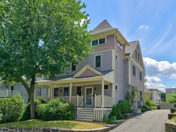 33 Sedgwick St #33, Jamaica Plain, MA 02130