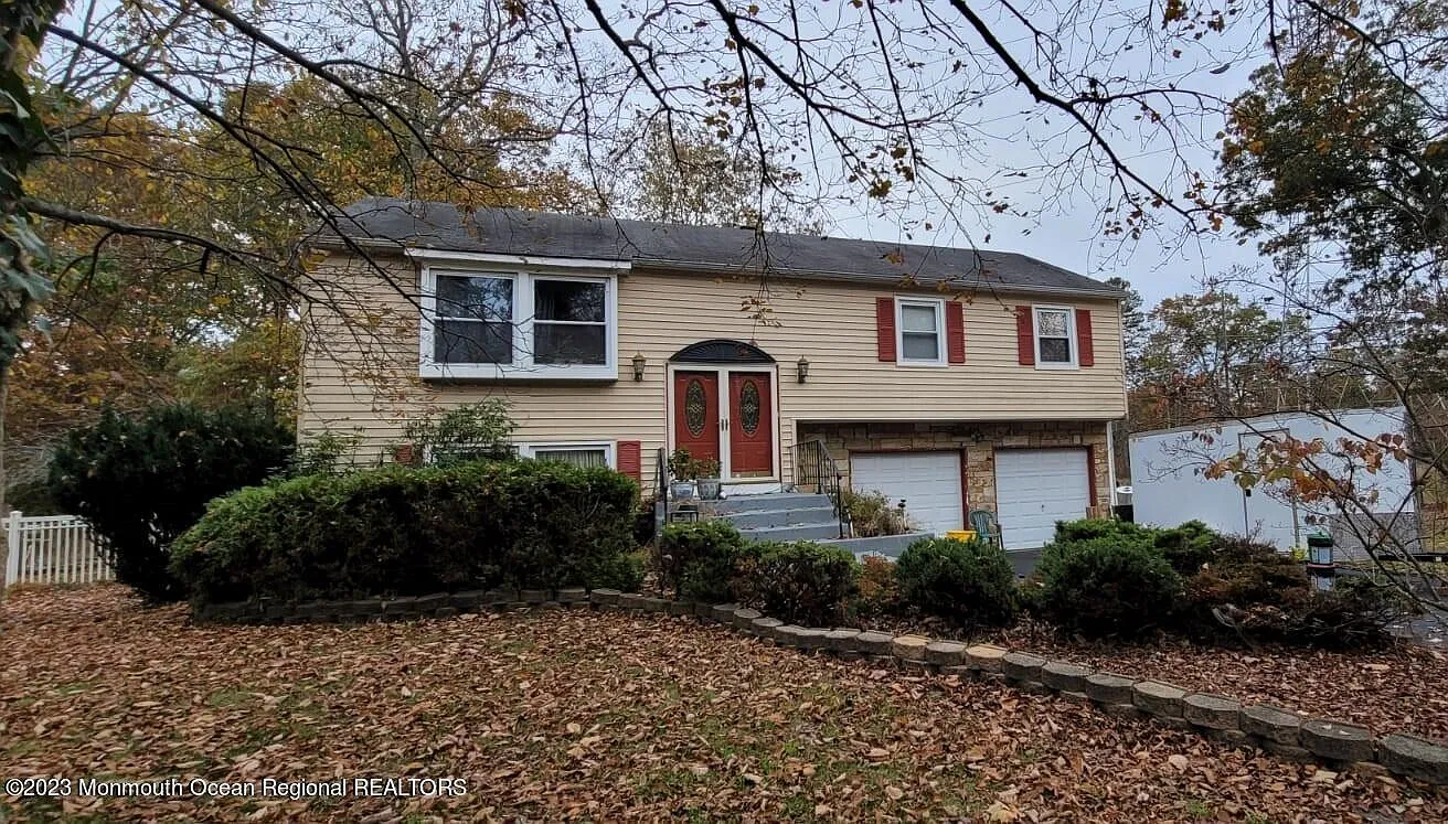 37 Buckingham Drive photo 1
