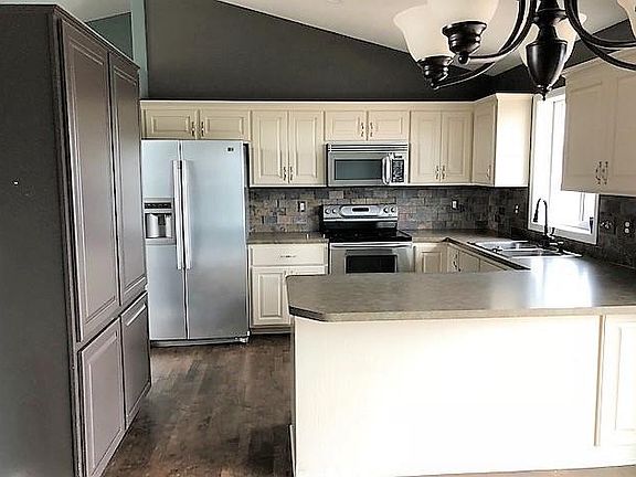 Kitchen including pantry