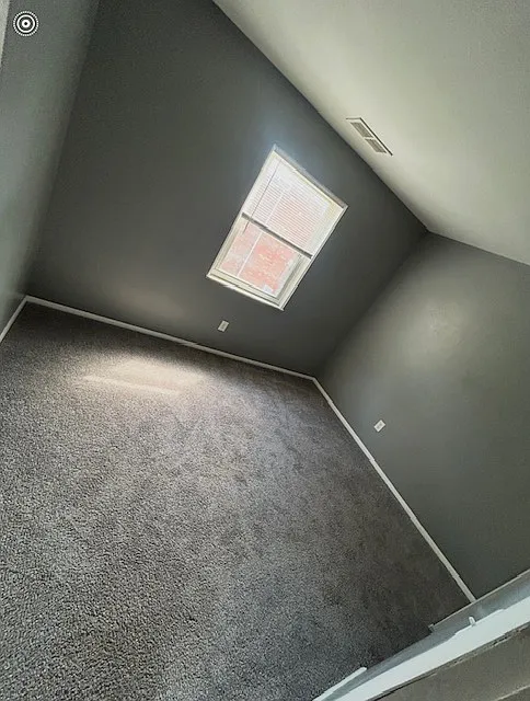 2 bed, 900 sqft, $900 — Photo 3