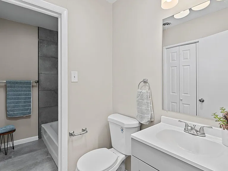 1426 Springview Dr — Photo 11