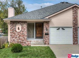 4960 Bancroft St, Omaha, NE 68106