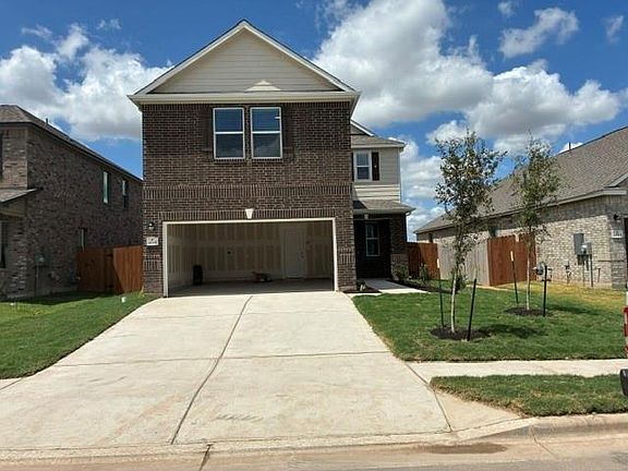 2nd image of 4040 Terracina Dr
