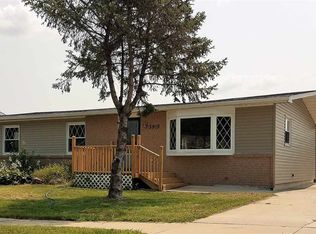 3915 Monterey Dr, Waterloo, IA 50701