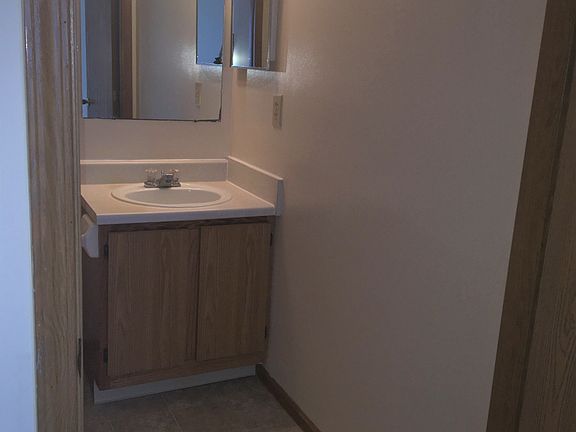 5th image of 2594 Village Brook Ln