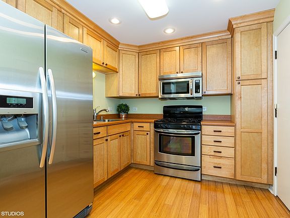 2nd image of 5730 Concord Ln APT 8