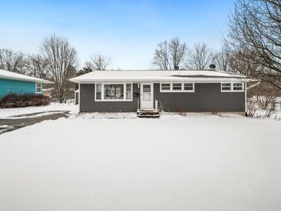 228 W Taylor St, Dekalb, IL, 60115
