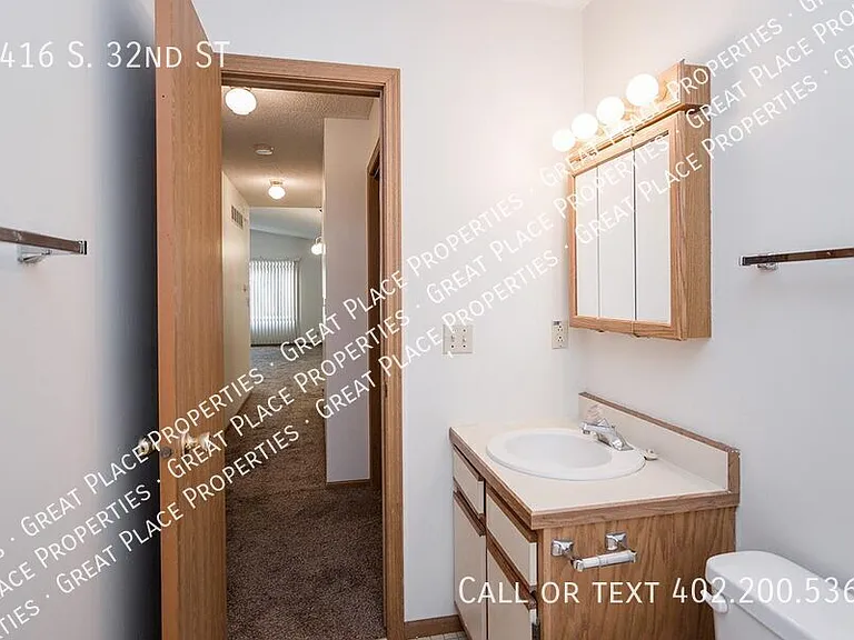 5416 S 32nd St — Photo 25