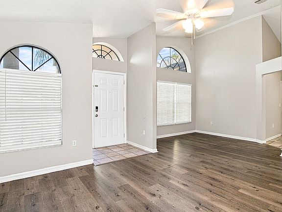 4th image of 10439 Norvell Rd