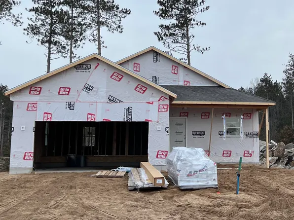 2451 Hawk Dr, Muskegon, MI 49444