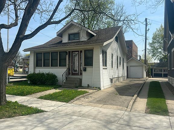 2nd image of 434 Oak St