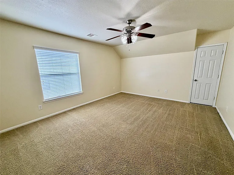 25206 Auburn Terrace Dr — Photo 29