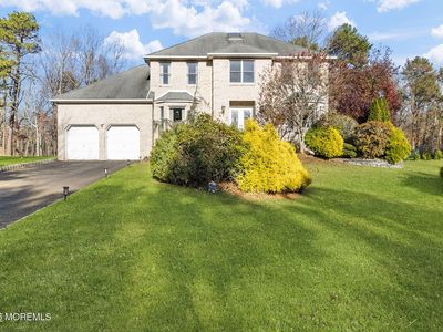 22 Denise Court, Manalapan, NJ, 07726