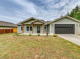 1329 E Eckard Ave, Port Angeles, WA 98362