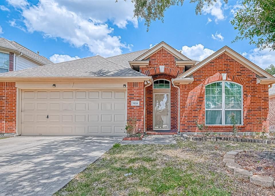 1st image of 11834 Leaf Oak Dr