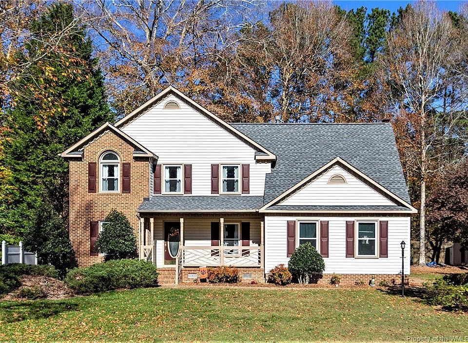1st image of 307 Autumn Way