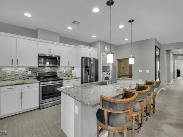 708 Kibbey St, Las Vegas, NV 89178