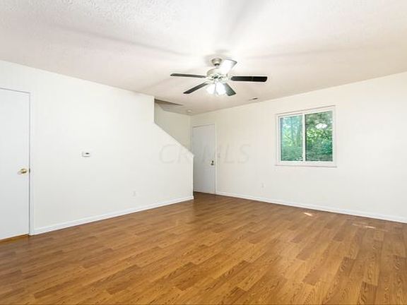 5th image of 3245 Summerdale Ln